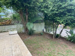 Image 27 - 831561