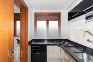 Image 19 - 831616