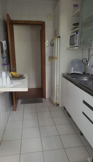 Image 7 - 831637