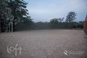 Image 1 - 831697