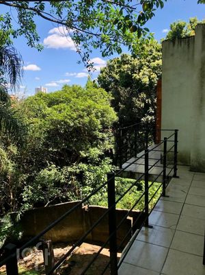 Image 17 - 831804