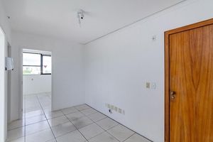 Image 13 - 831849
