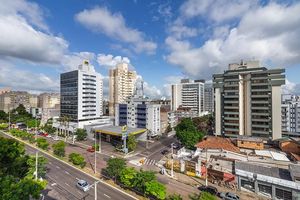 Image 18 - 831849