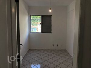 Image 3 - 831870