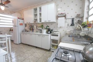 Image 13 - 8319