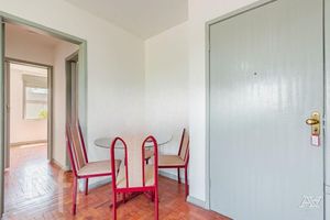 Image 1 - 831911