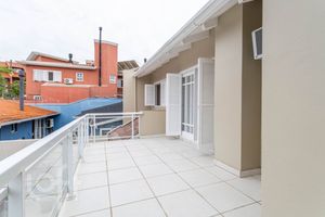 Image 35 - 831924