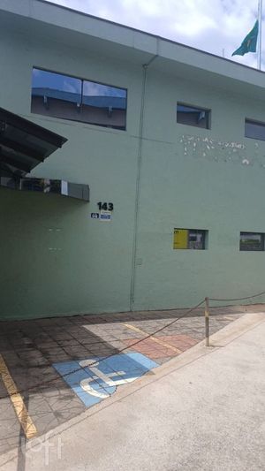 Image 0 - 831928