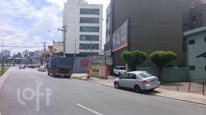 Image 5 - 831928