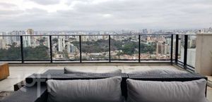 Image 8 - 831936