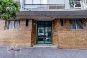 Image 39 - 832070