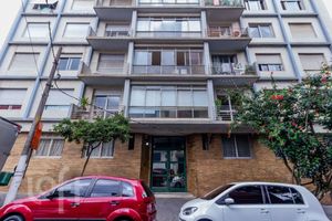 Image 36 - 832070