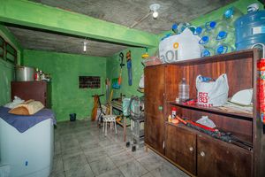 Image 26 - 832244