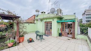 Image 28 - 832301
