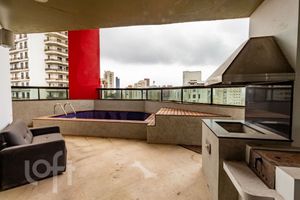 Image 5 - 832687