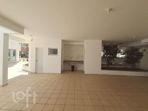 Image 3 - 832751