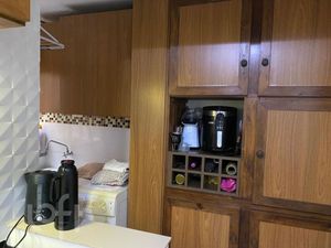 Image 9 - 832761