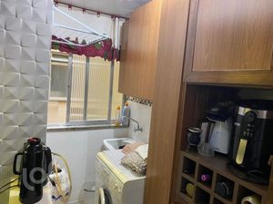 Image 11 - 832761