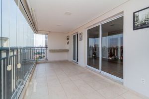 Image 6 - 832774