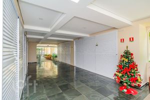 Image 26 - 832778