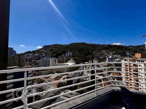 Image 48 - 832843
