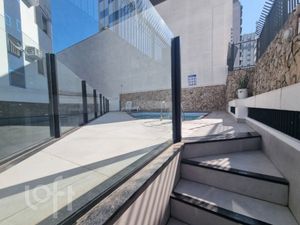 Image 37 - 832843