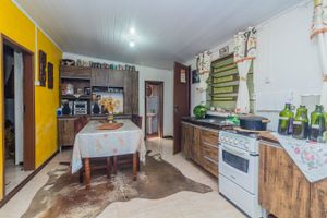 Image 11 - 832898