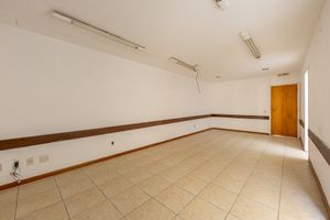 Image 3 - 832905