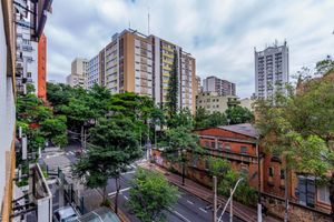 Image 4 - 832918