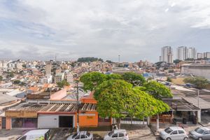 Image 11 - 832999