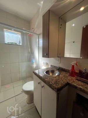 Image 11 - 833003