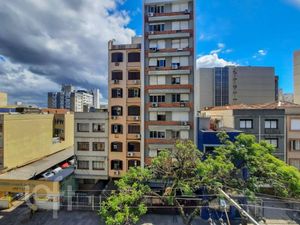 Image 5 - 833080