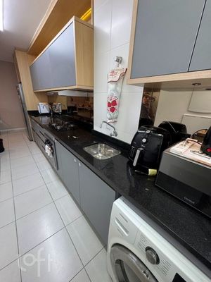Image 18 - 833133