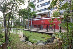 Image 18 - 833188