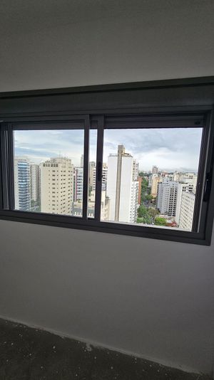 Image 10 - 833236