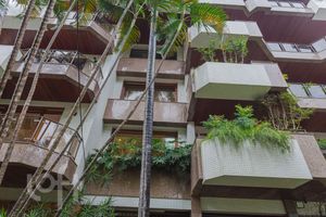 Image 43 - 833244
