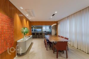 Image 9 - 833244