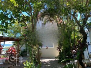 Image 81 - 833389
