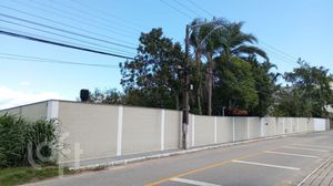 Image 4 - 833389