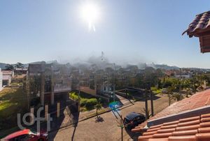 Image 33 - 833431