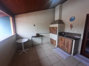 Image 2 - 833435