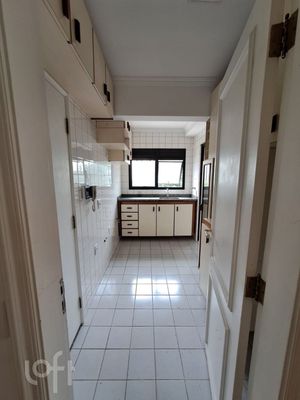 Image 8 - 833496