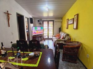 Image 4 - 833572