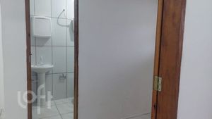 Image 19 - 833573