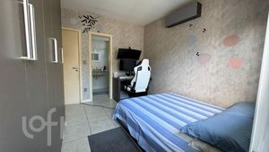 Image 9 - 833580