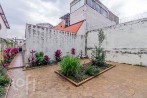 Image 34 - 833617
