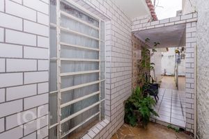 Image 28 - 833617