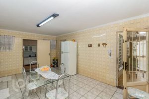 Image 19 - 833617