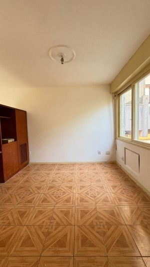 Image 3 - 833664