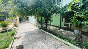 Image 9 - 833744